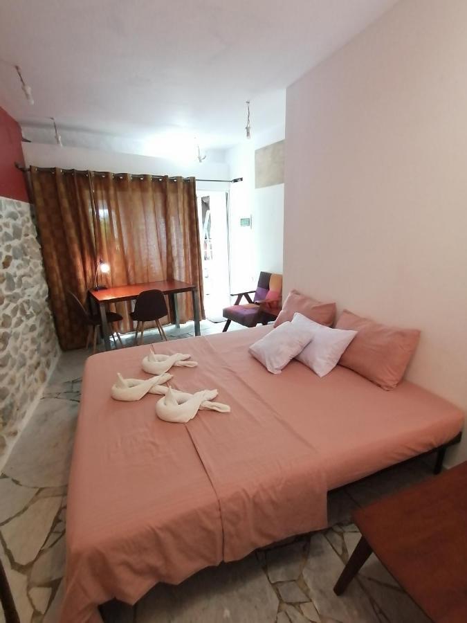 Hotel Lonos Circle Terrace View Romblon Exterior foto